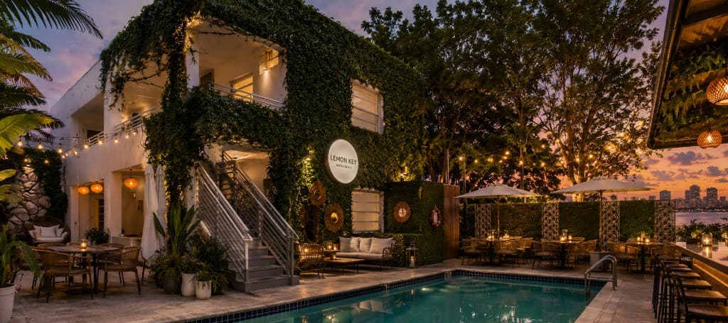 The Lemon Branch Hotel pool and courtyard, Miami Beach